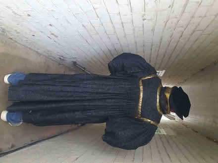 Photo of free Fantastic Tudor-style ex-opera costume (black/gold) (Florence Park OX4) #3