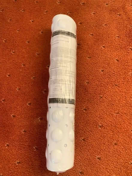 Photo of free Bath mat, unused (Harlington LU5) #1
