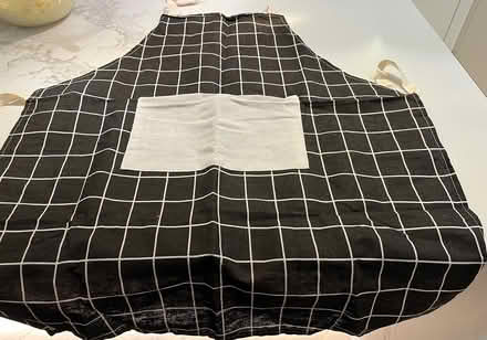 Photo of free 2 aprons , never used (NW8 St. John’s Wood) #1