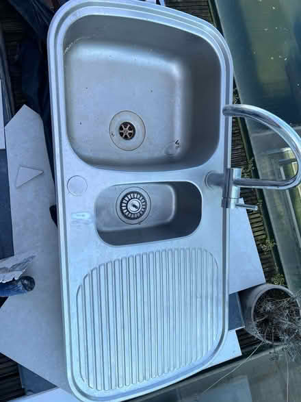 Photo of free Kitchen sink and tap (E14) #1