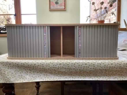 Photo of free Small cabinet - can be wall mounted (Wheatley OX33) #1