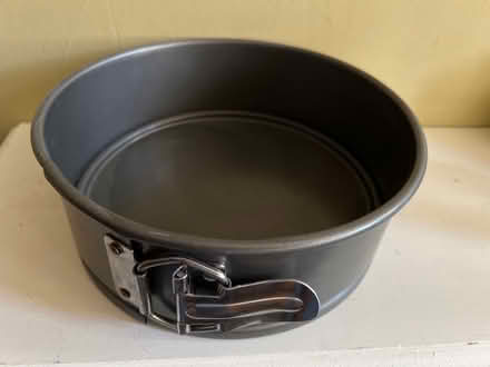 Photo of free Circular baking tin (Windsor SL4) #1