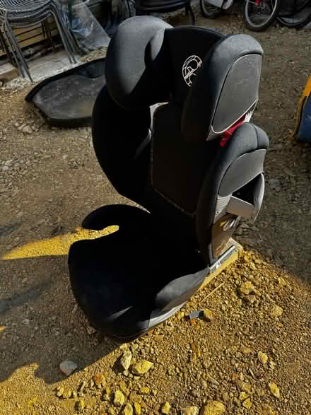 Photo of free Cyber iFix car seat (YO30) #1