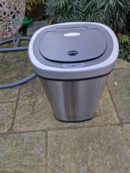 Photo of free Kitchen bin (Hither Green) #1