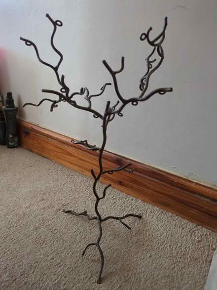 Photo of free Jewellery Tree (IP3) #1