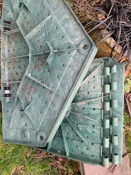 Photo of free Hexagonal compost bin (Fairfield Park) #1