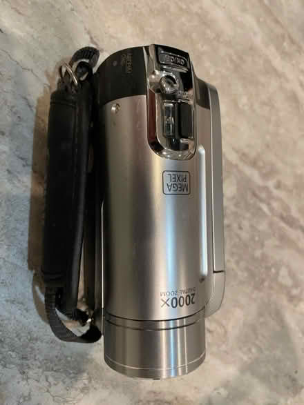 Photo of free Canon digital camera FS10A (Four Corners) #1