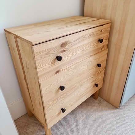 Photo of free Pine chest of drawers (East Finchley N2) #1