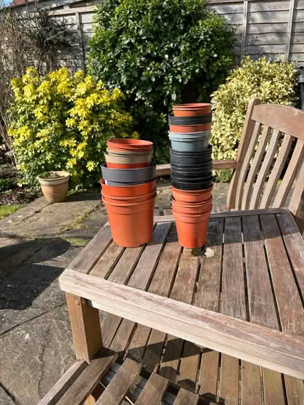 Photo of free Flower Pots (Old Malden KT3) #1