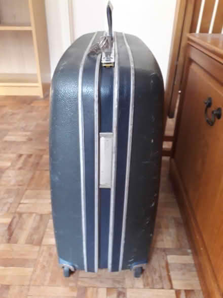 Photo of free Samsonite suitcase with keys (Haslemere GU27) #4