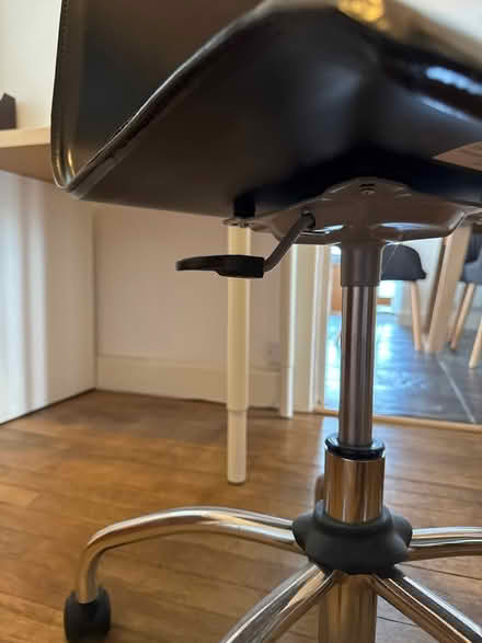 Photo of free Desk Chair (Eling (SO40)) #2