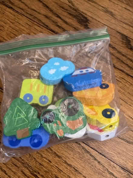 Photo of free Toddler sewing toys (Loh Park in Tarrytown) #1