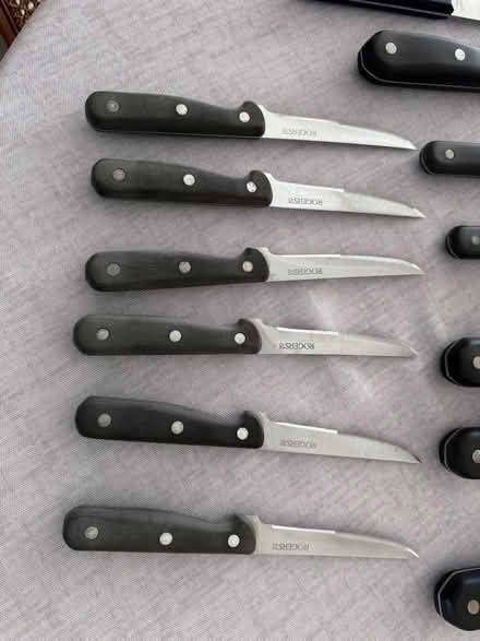 Photo of free Kitchen Knife Block w/ knives (Kingstowne / Springfield Mall) #4