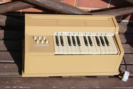Photo of free Electric Organ (Shelton Lock DE73) #1
