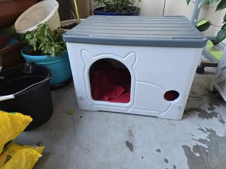 Photo of free Outdoor Cat house (Antioch) #1