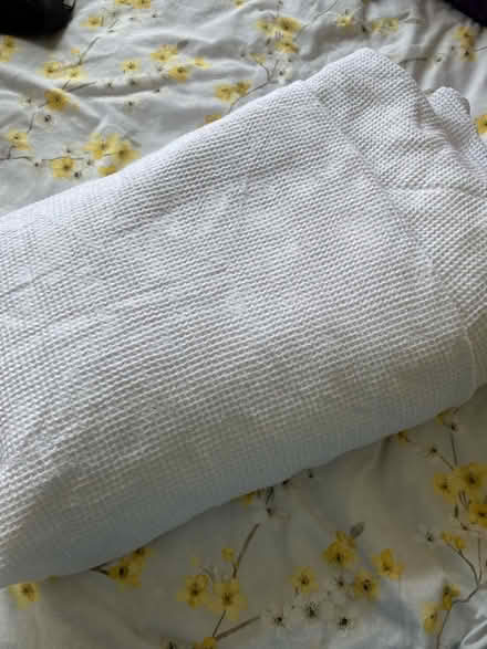 Photo of free White king size cotton duvet cover (Dean Court OX2) #1