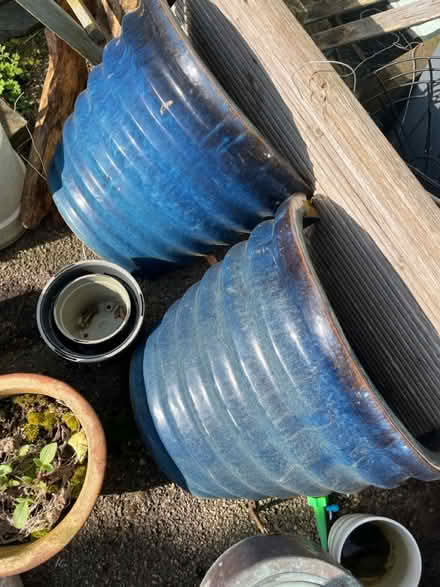 Photo of free Pot broken in half (Bromley BR2) #1