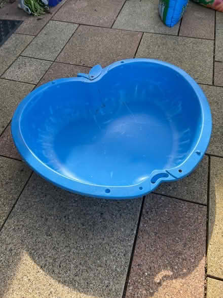 Photo of free Sand / water llay (Kennington OX1) #1
