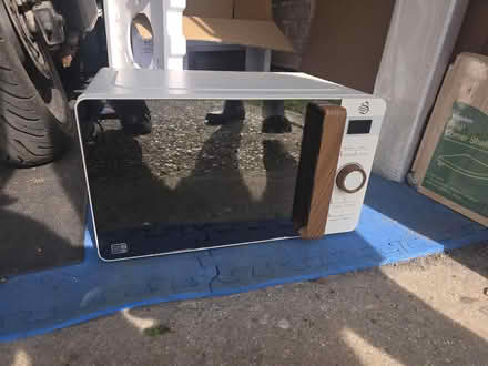 Photo of free Microwave (Tilehurst, Reading) #2