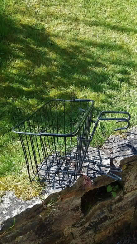Photo of free Front fitting bicycle basket (Haslemere GU27) #1