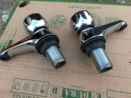 Photo of free set of hot and cold taps look to be new (Brogborough MK43) #3
