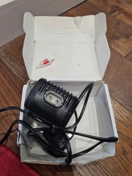 Photo of free Aquarium air pump (Canary Wharf) #2
