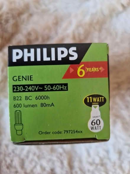 Photo of free Two bulbs (SE1) #1