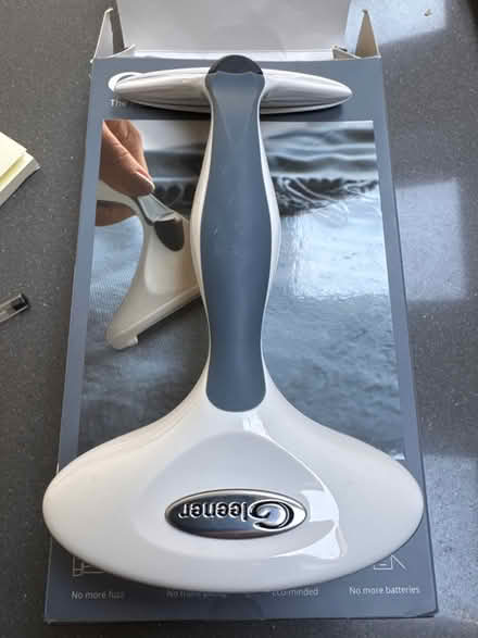 Photo of free Lint brush fabric shaver (Battersea, SW11) #2