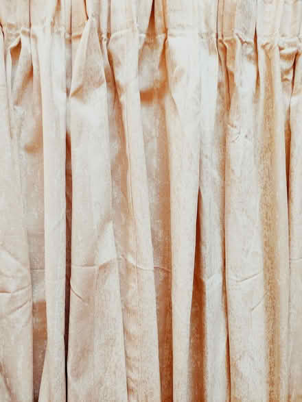 Photo of free Pair of Curtains (Surrey Heath GU24) #1
