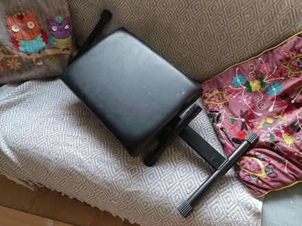 Photo of free Keyboard/piano stool (Whitchurch-on-Thames RG8) #2