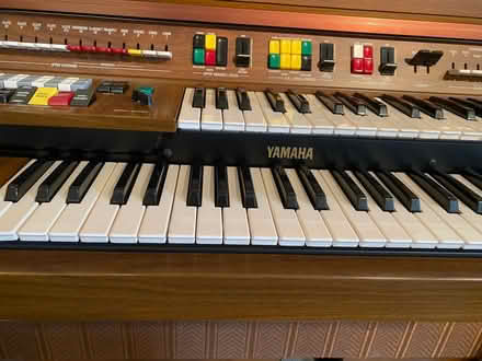 Photo of free Yamaha B 805 Electone Organ (Battledown GL52) #4