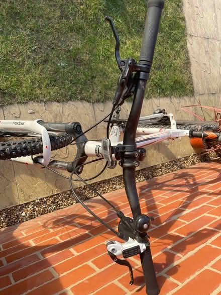 Photo of free Men’s Mountain Bike (Gosfield CO9) #4