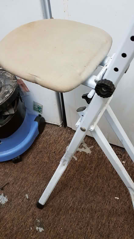 Photo of free perching / ironing stool (Mill Hill BB2) #2