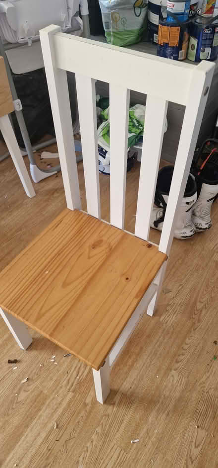 Photo of free Dining table and 3 chairs (Colliers wood) #1