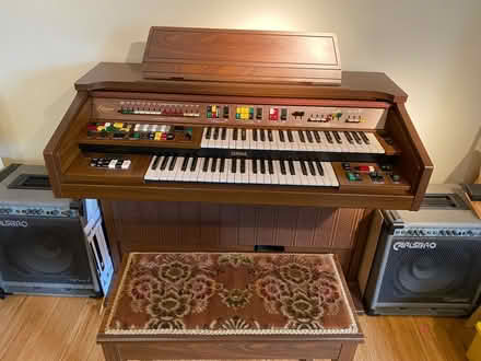 Photo of free Yamaha B 805 Electone Organ (Battledown GL52) #1
