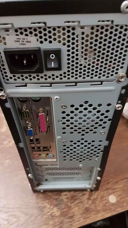 Photo of free SFF legacy PC (Mill Hill BB2) #2