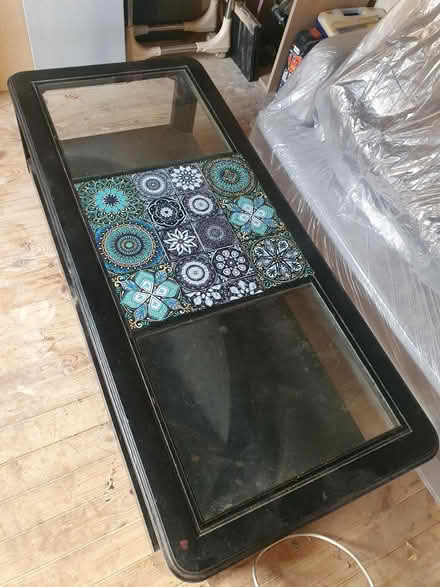 Photo of free Coffee table (RM9 Upney) #3