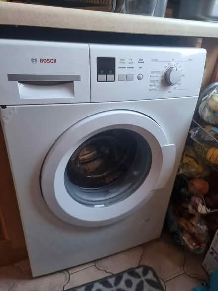 Photo of free Bosch 7kg washing machine (SE6) #1