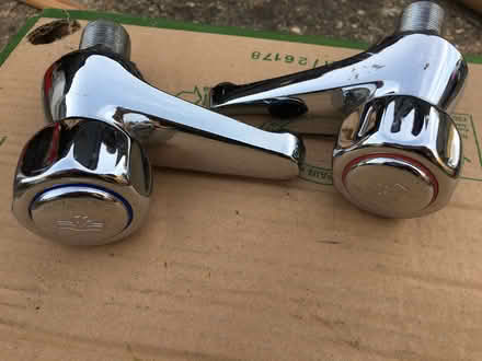 Photo of free set of hot and cold taps look to be new (Brogborough MK43) #1