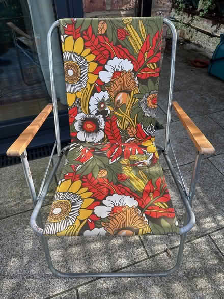 Photo of free Vintage folding garden chair (Isleworth TW7) #1