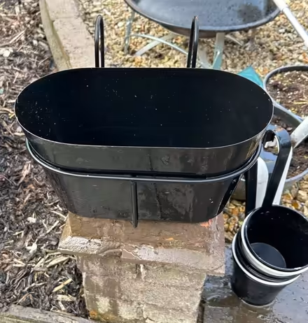 Photo of free hanging plant pots (Bardon LE67) #1