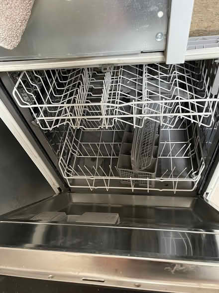 Photo of free Integrated dishwasher (BS1) #1