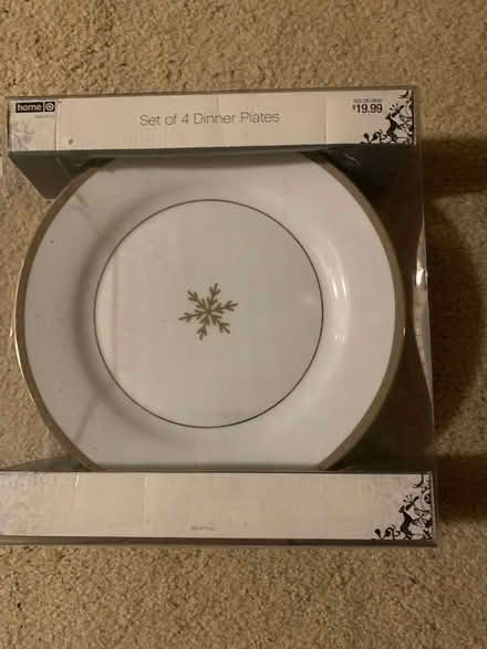 Photo of free Four dinner plates (Marinwood) #1