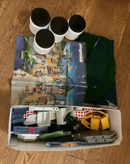 Photo of free Playmobil Zoo (High Barnet) #1