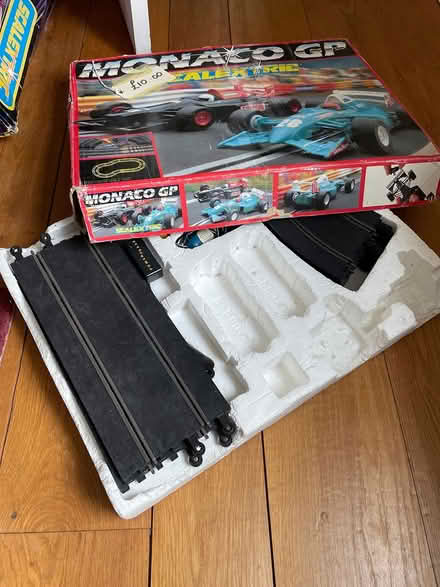 Photo of free Scalextric - vintage (Chalford Hill GL6) #2