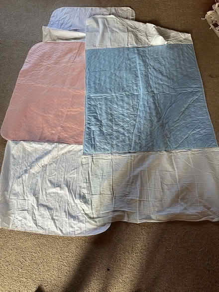 Photo of free Two washable bed pads (Hoxne IP21) #1