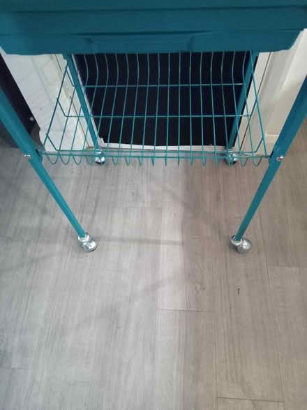 Photo of free Bird cage (Fairfield Road, Burgess Hill) #4