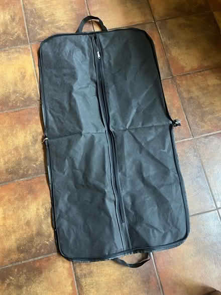 Photo of free Suit carriet (BT10) #2