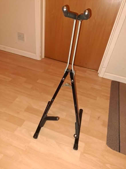 Photo of free Electric guitar stand (Stanstead Abbotts SG12) #1