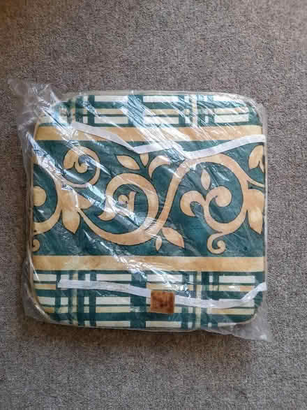Photo of free Green and cream Garden cushion (Burwell CB25) #1